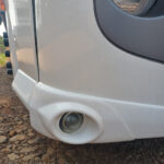 Par Aplique Farol Auxiliar para Caminhão Vw Constellation 3 Estribos