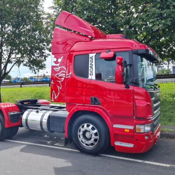 Par Aplique Coluna Porta Inox para Caminhão Scania S4 / S5 / S6