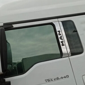 Par Aplique Inox Coluna da Porta para Caminhão Man TGX