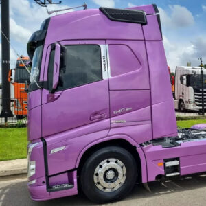 Par Aplique Coluna Porta Inox para Caminhão Volvo FH Após 2015