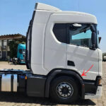 Acabamento Interno Para-Lama Superior Cabine para Caminhão Scania NTG Lado Direito