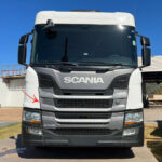 Tampa Inferior Acabamento Grade para Caminhão Scania NTG P / G / R / S  Lado Direito