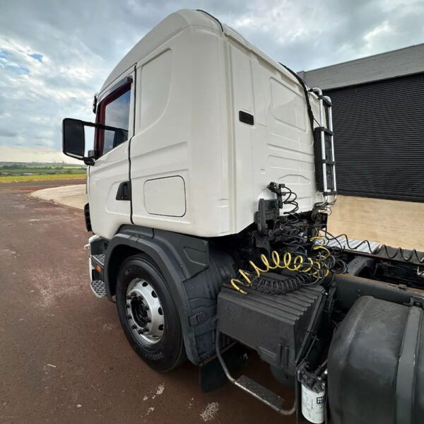 Escada Caixa de Bateria para Caminhão Scania R 114 / 124 P94 Racor Lateral