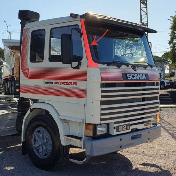 Coluna Lateral Parabrisa para Caminhão Scania T / R 112 / 113 / 142 / 143  Lado Direito