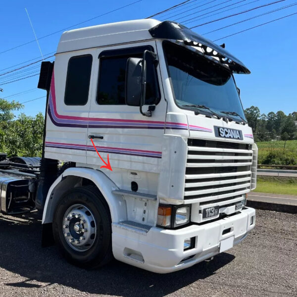 Chapa Estribo para Caminhão Scania R112 / 113 / 142 / 143 Lado Direito