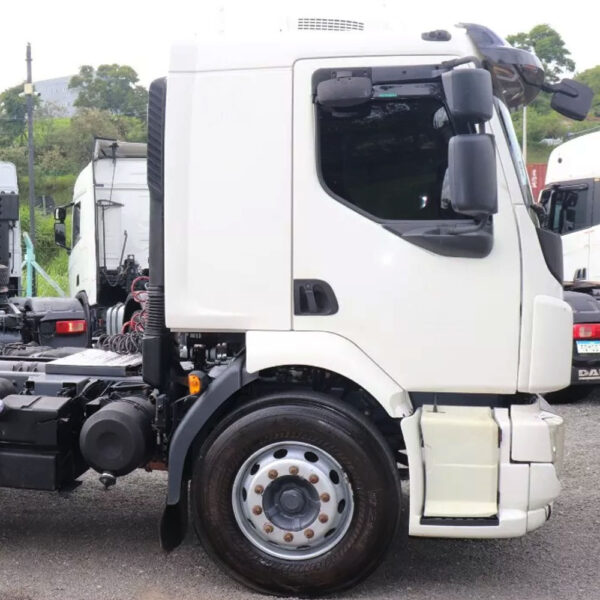 Folha da Porta para Caminhão Volvo Vm Lado Direito