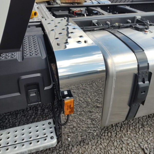 Tampa Inox Acabamento Antifurto Fou para Caminhão Scania NTG Super