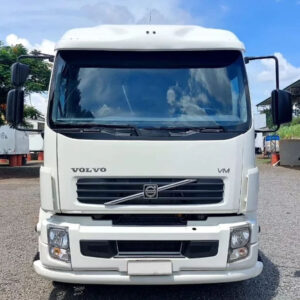 Emblema Transversal Grade para Caminhão Volvo VM Até 2010