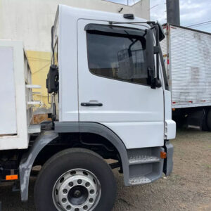 Porta para Caminhão Mb Atego / Axor até 2011 Lado Direito