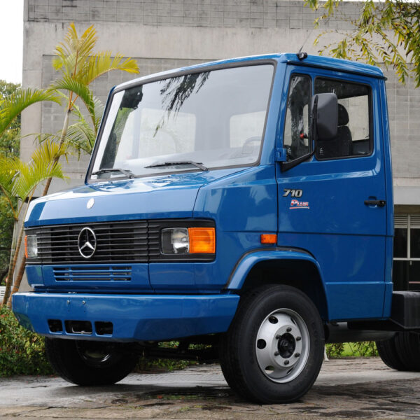 Para-Choque Dianteiro para Caminhão Mb 709 / 710 / 712 / 912 / 914 / 1114