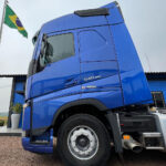 Par Tampa Estribo Extensão Porta para Caminhão Volvo FH 2015 á 2022