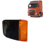 Lanterna Lateral Dianteira Pisca com Capa para Caminhão Volvo FH Chinês 2005 á 2010 Lado Direito
