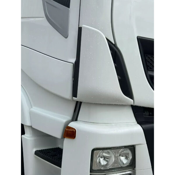 Lanterna Pisca Lateral para Caminhão Iveco Stralis / Hi-Way / Hi-Road Lado Direito
