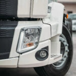 Farol Principal LED para Caminhão Volvo Vm após 2014 Lado Esquerdo 82526640