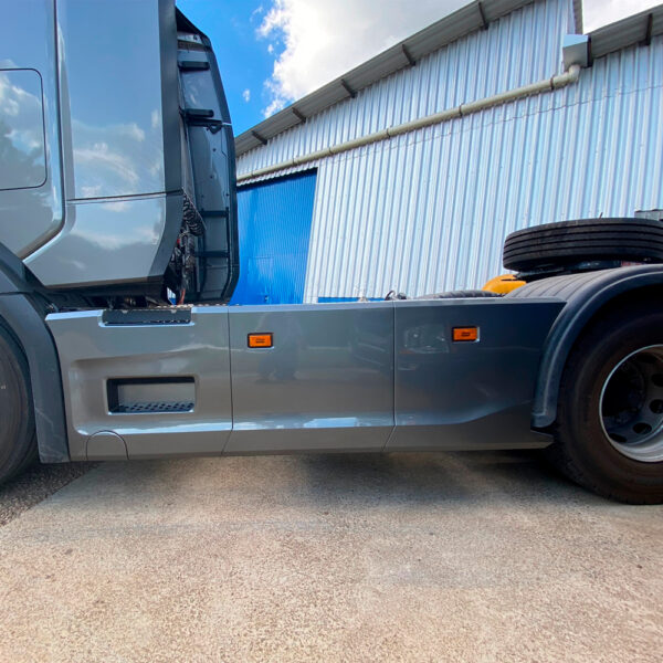 Defletor Carenagem Lateral Tanque para Caminhão Scania NTG após 2020 Entre Eixo 3,35